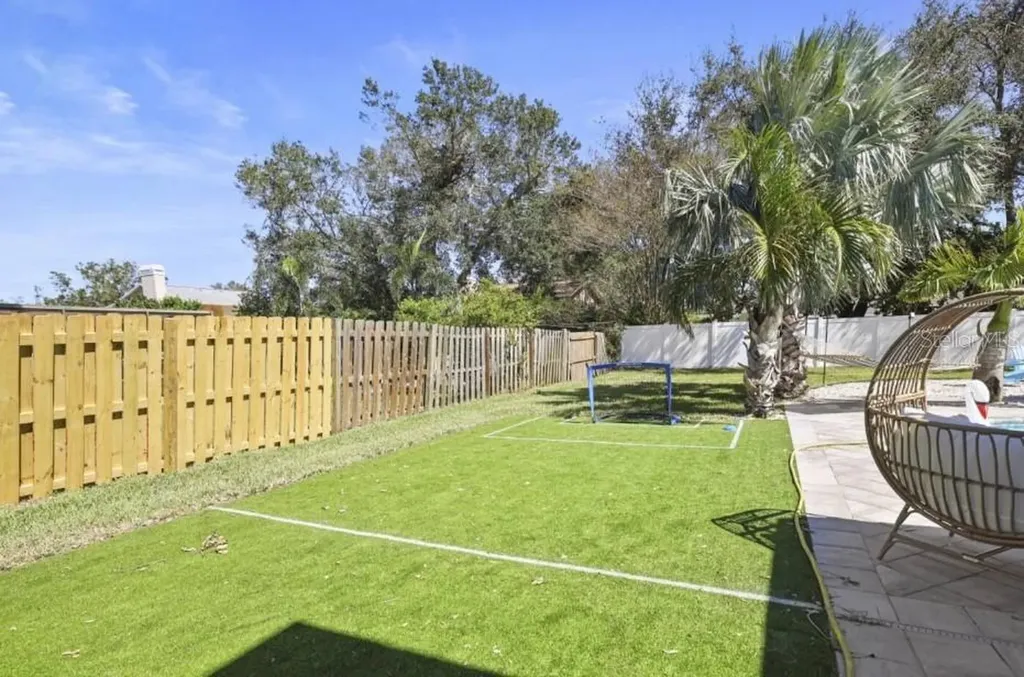 10075 W Bay Street Seminole FL 33776
