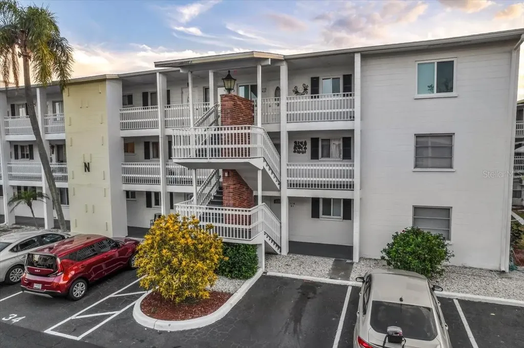 1546 Leisure Drive Bradenton FL 34207