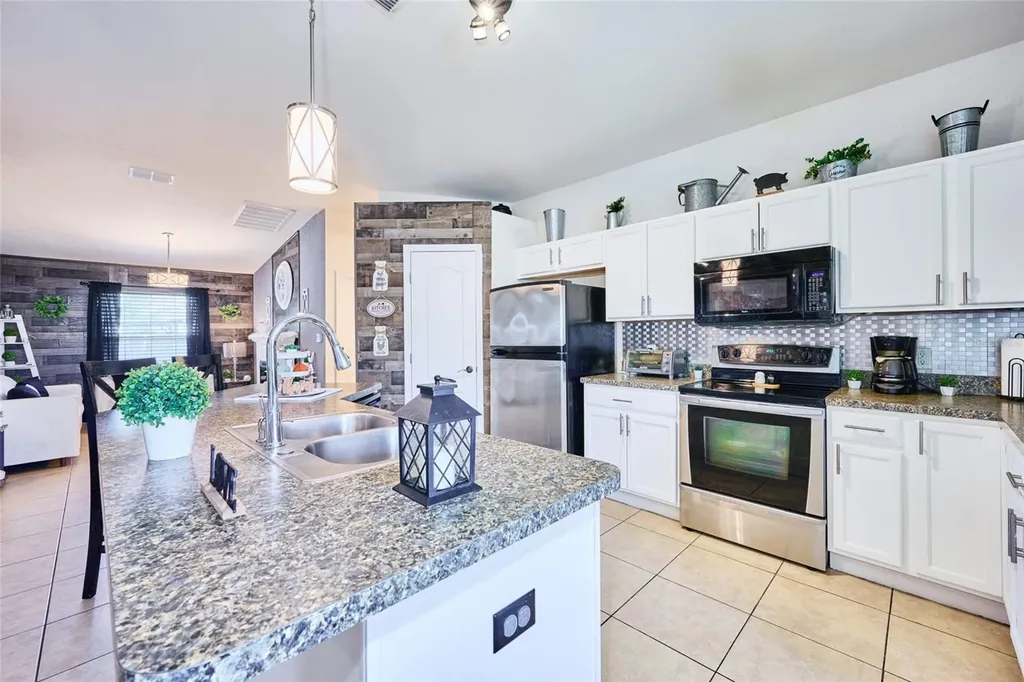 612 Chicago Way Dundee FL 33838