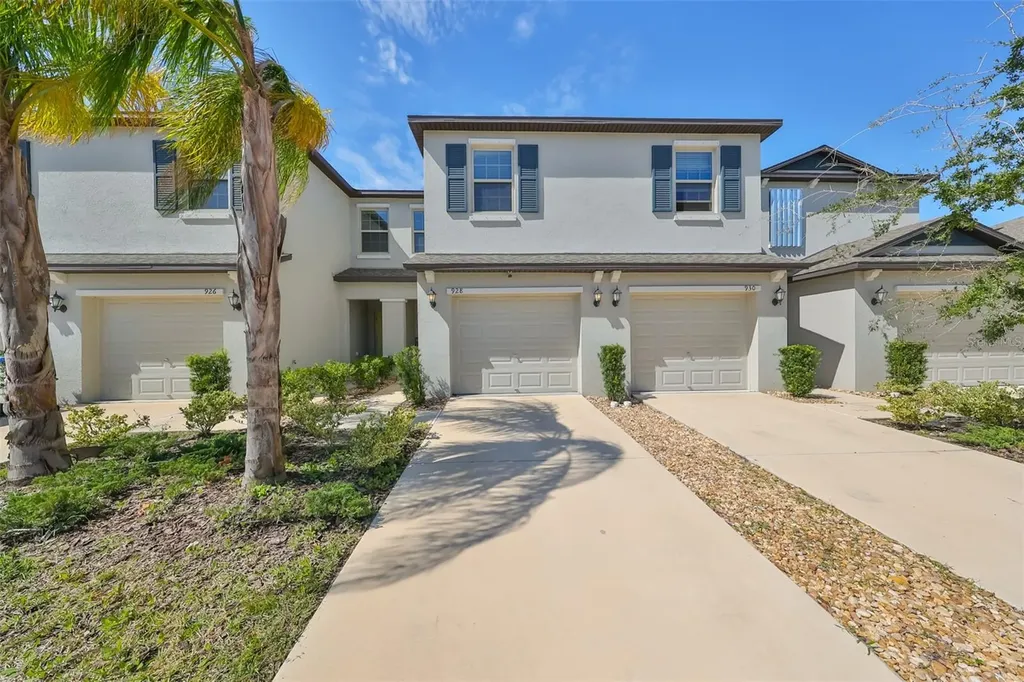 928 Royal Empress Drive Ruskin FL 33570