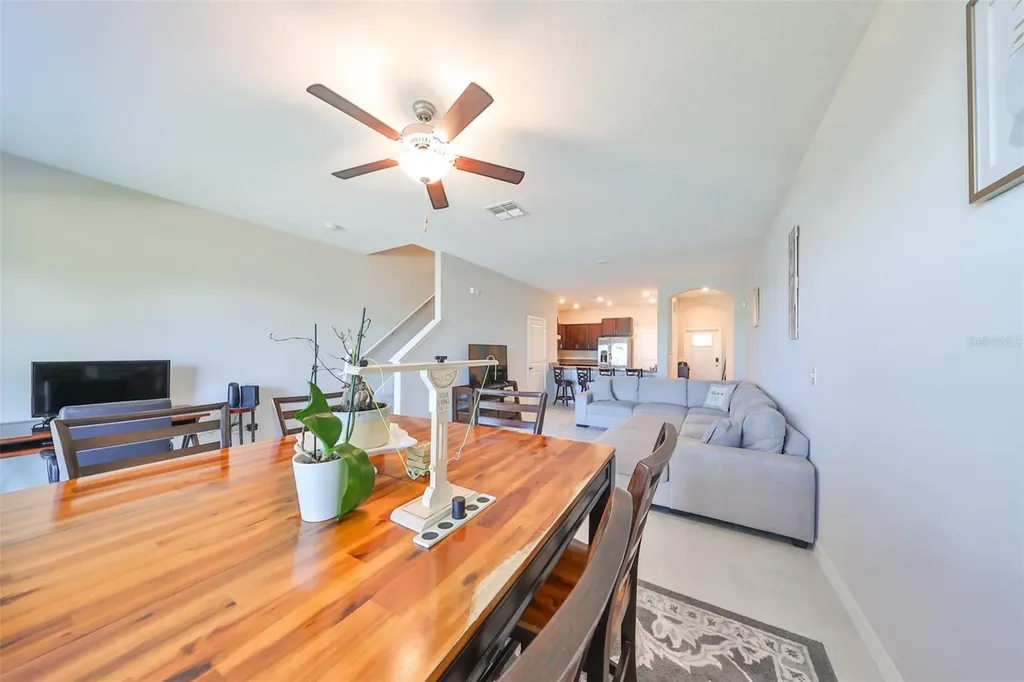 928 Royal Empress Drive Ruskin FL 33570