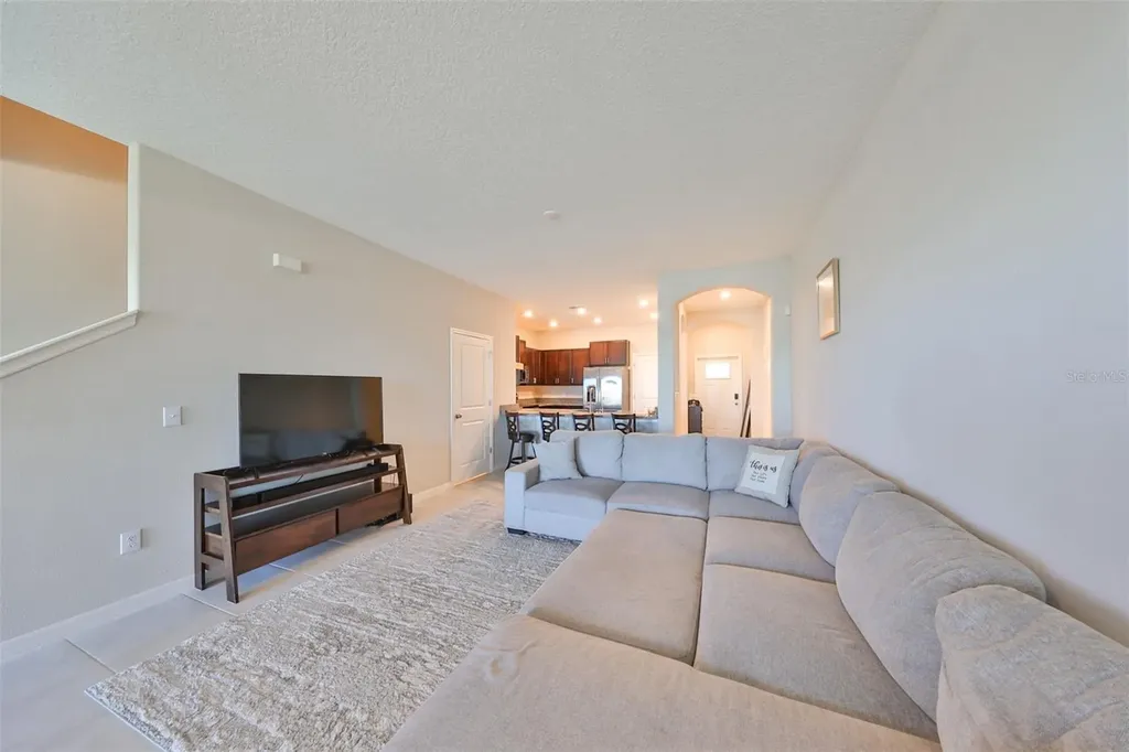 928 Royal Empress Drive Ruskin FL 33570