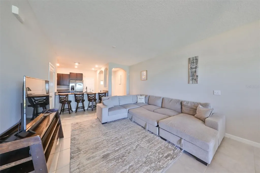 928 Royal Empress Drive Ruskin FL 33570