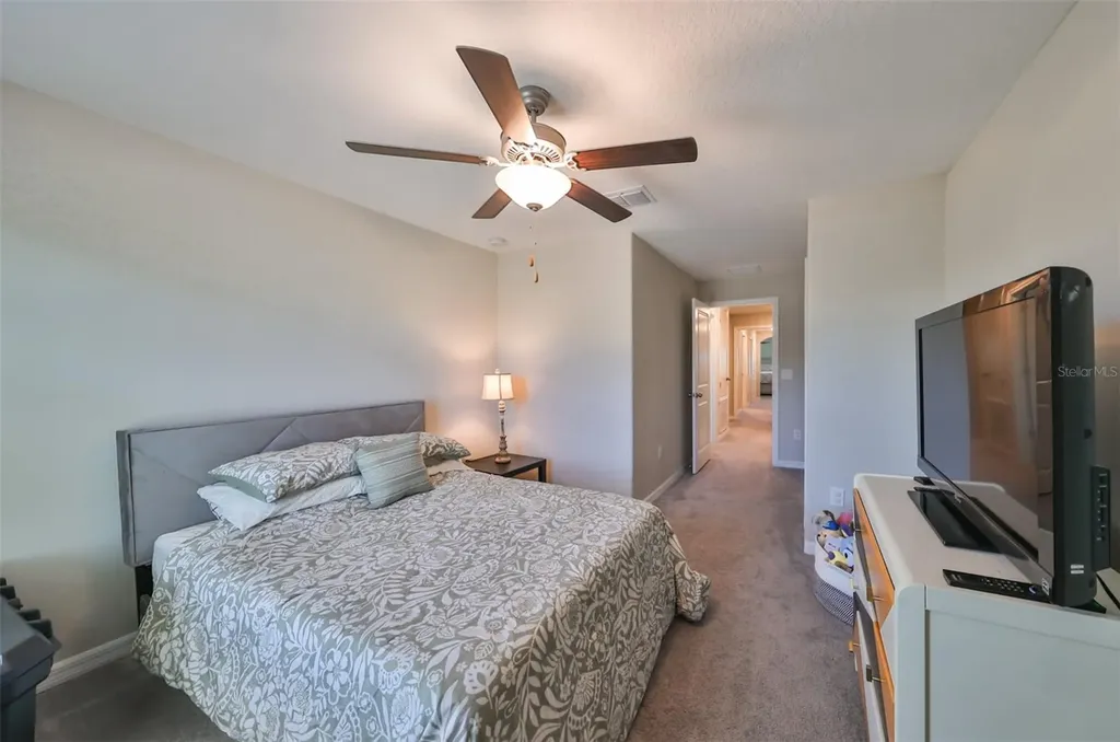 928 Royal Empress Drive Ruskin FL 33570