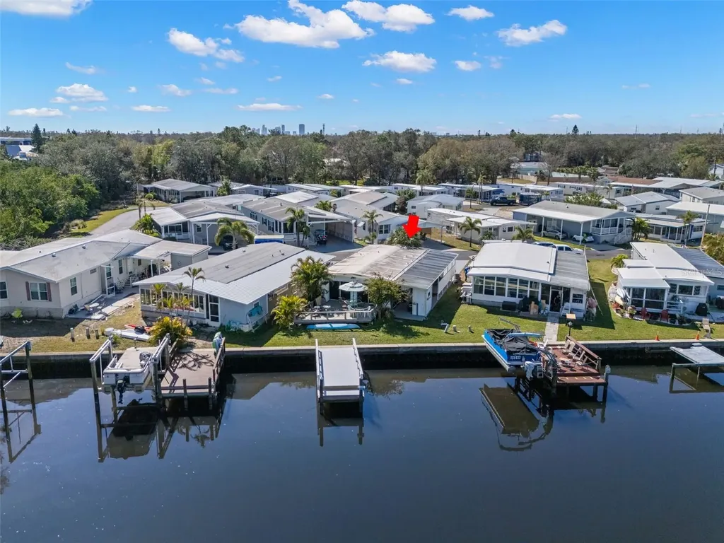 363 Mount Richmond Avenue NE St Petersburg FL 33702