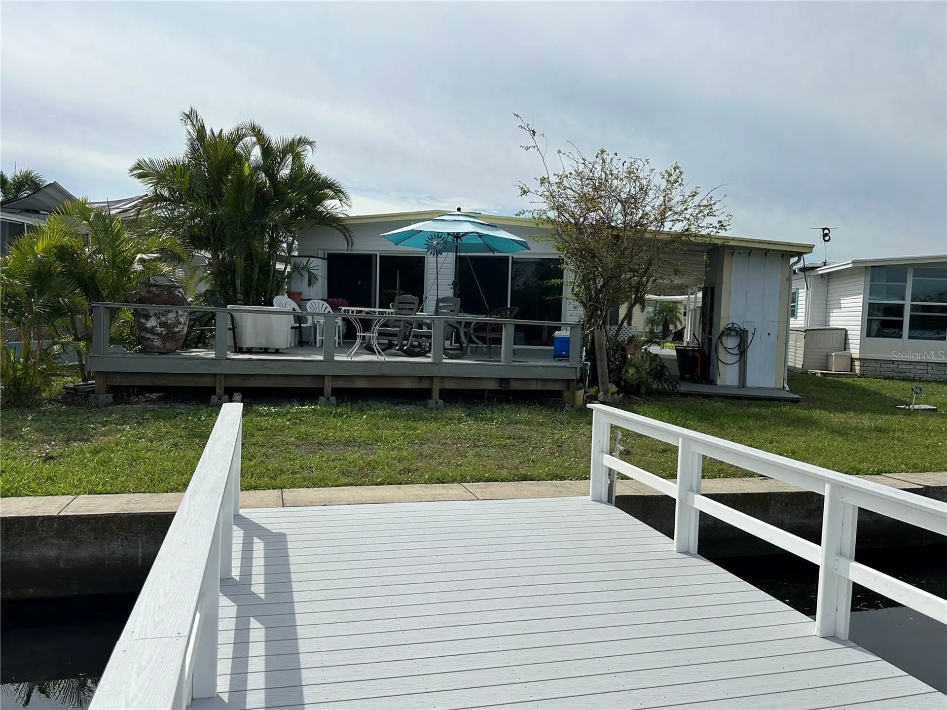 363 Mount Richmond Avenue NE St Petersburg FL 33702