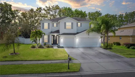 701 Lake Cove Pointe Circle Winter Garden FL 34787