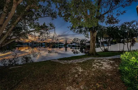 8428 14th Street N St Petersburg FL 33702