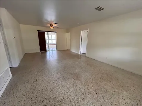 8428 14th Street N St Petersburg FL 33702