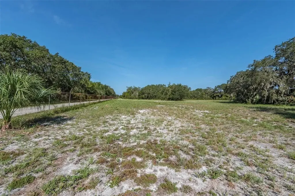 12154 Bullfrog Creek Road Gibsonton FL 33534