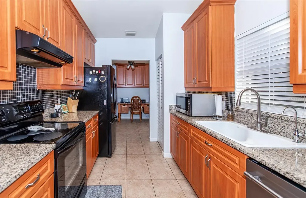 172 Southampton Place Venice FL 34293