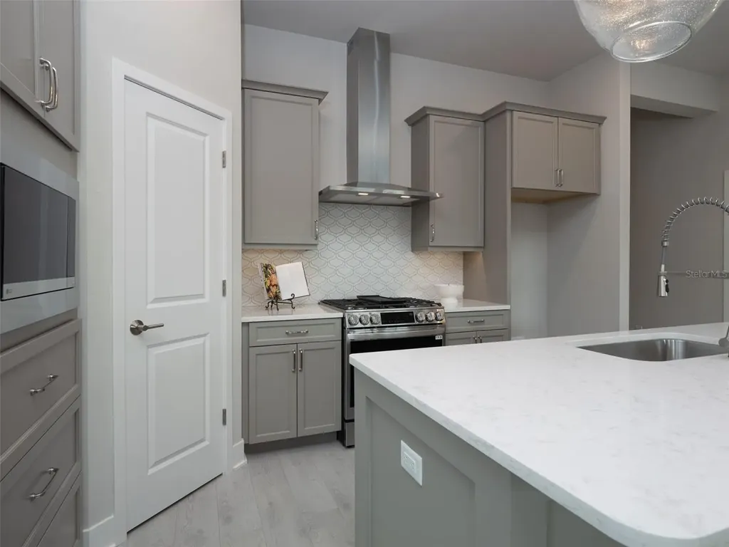 835 SW 145th Drive Newberry FL 32669