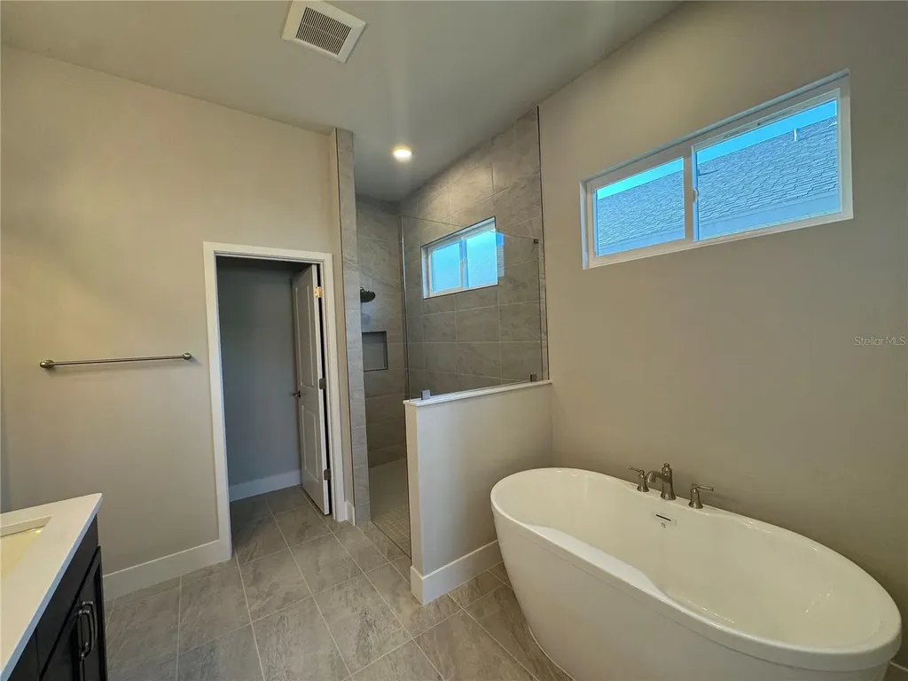 835 SW 145th Drive Newberry FL 32669