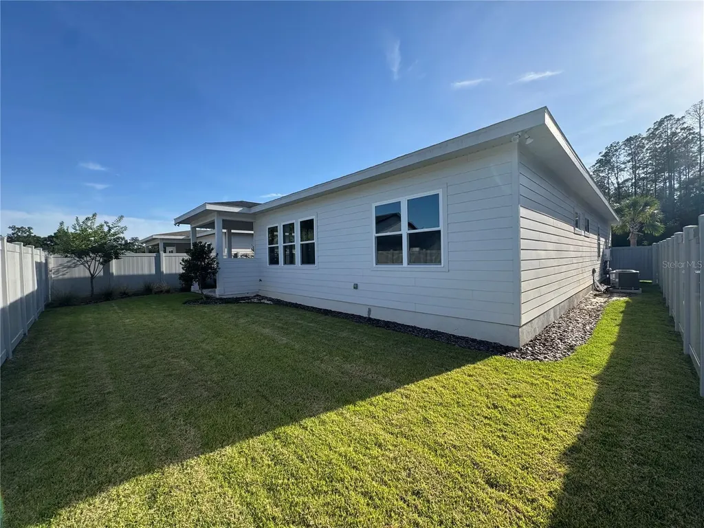 835 SW 145th Drive Newberry FL 32669