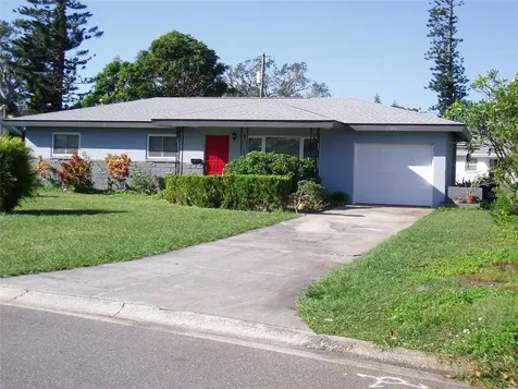 1170 64th Avenue S St Petersburg FL 33705