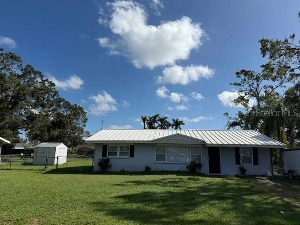 1704 N Allendale Avenue Sarasota FL 34234