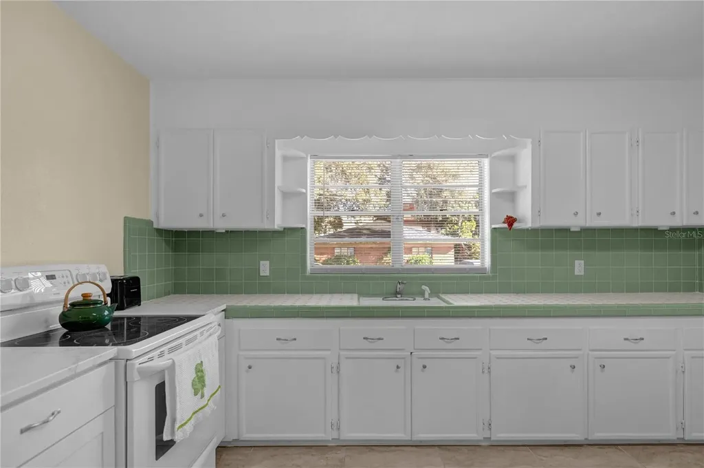 309 N 22nd Street Tampa FL 33605