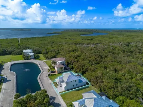 140 Ocean Estates Drive Hutchinson Island FL 34949