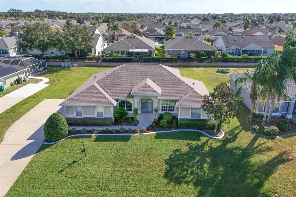5445 County Road 125 Wildwood FL 34785
