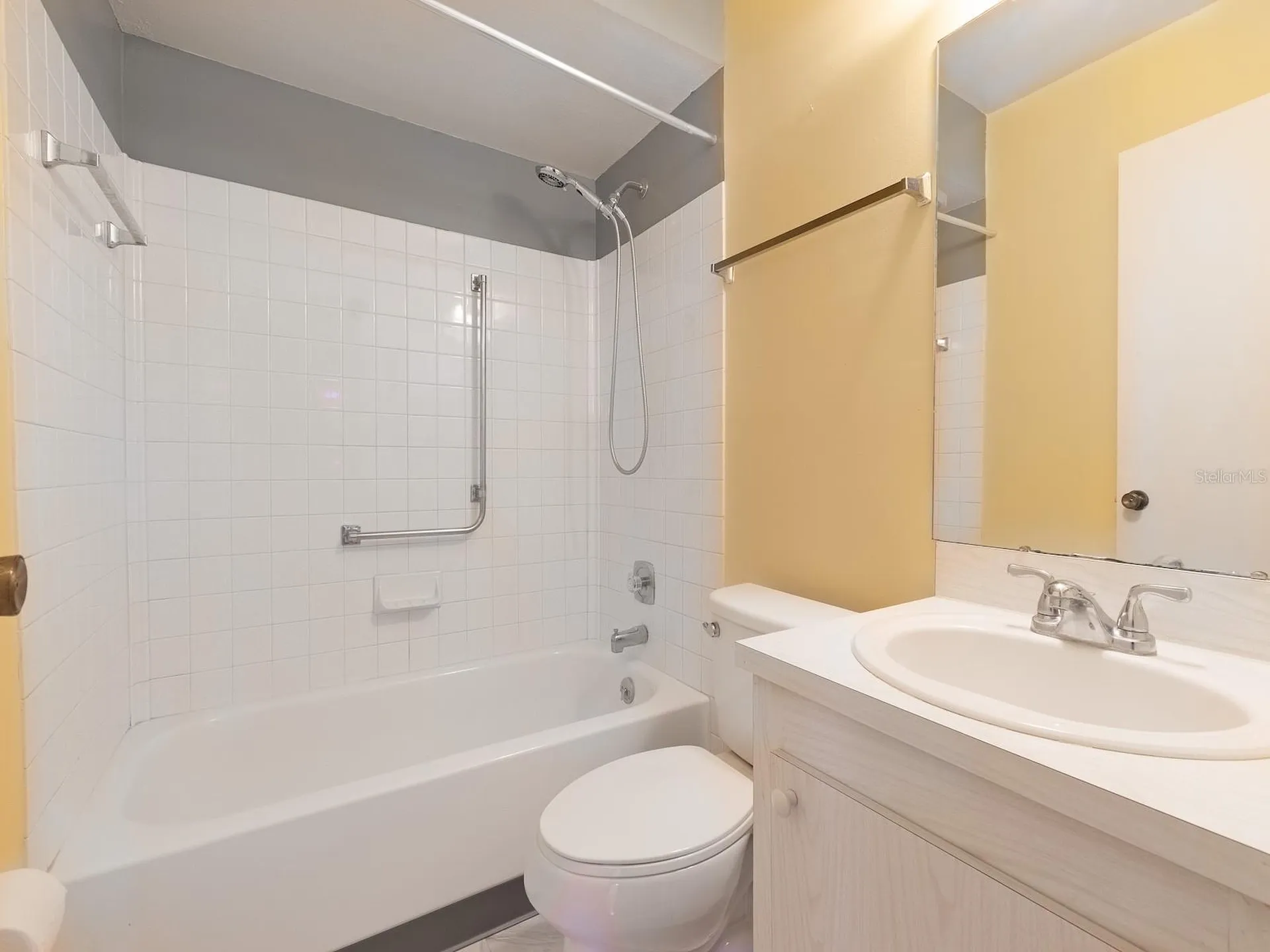 2465 Northside Drive Clearwater FL 33761