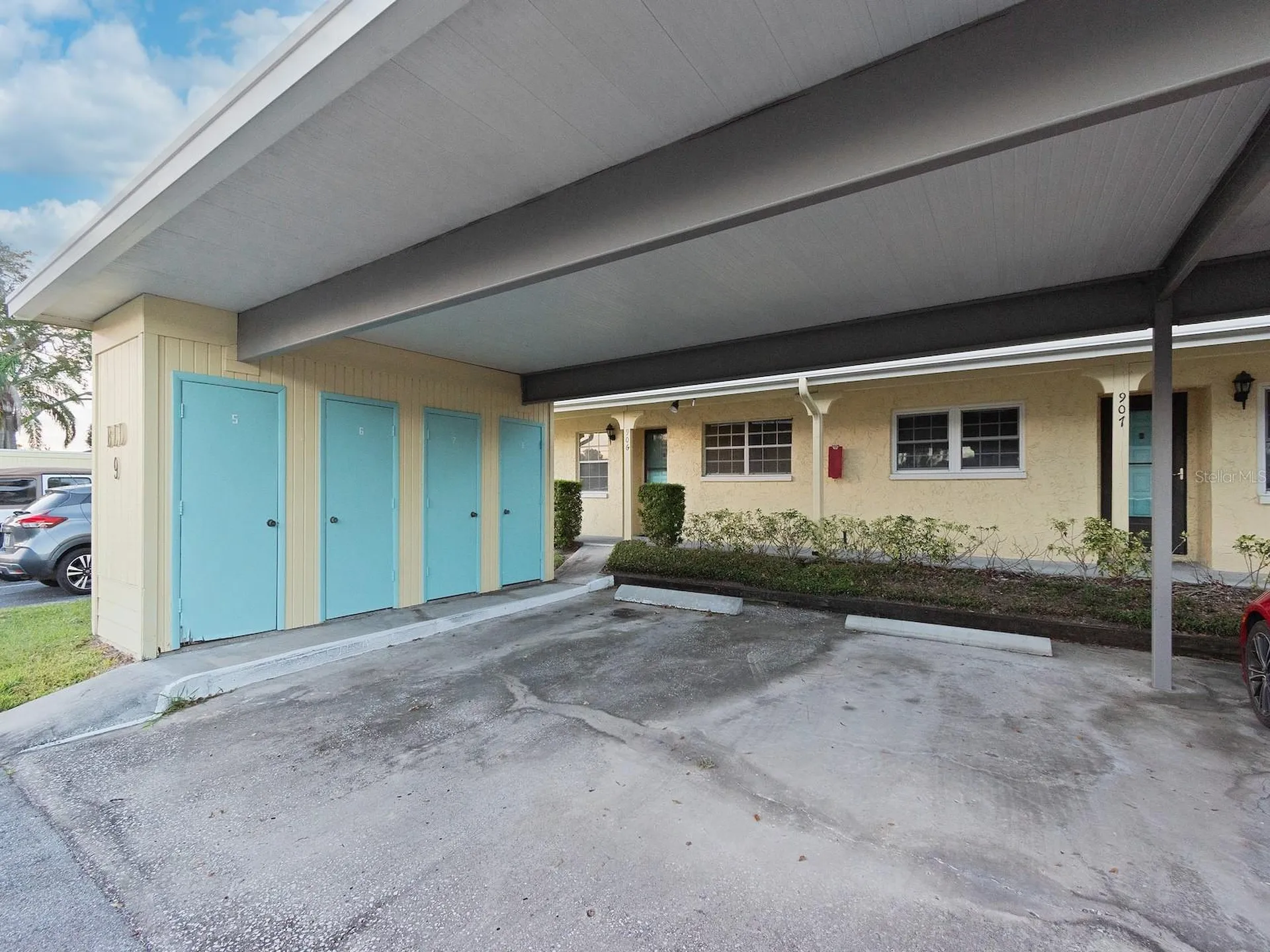 2465 Northside Drive Clearwater FL 33761