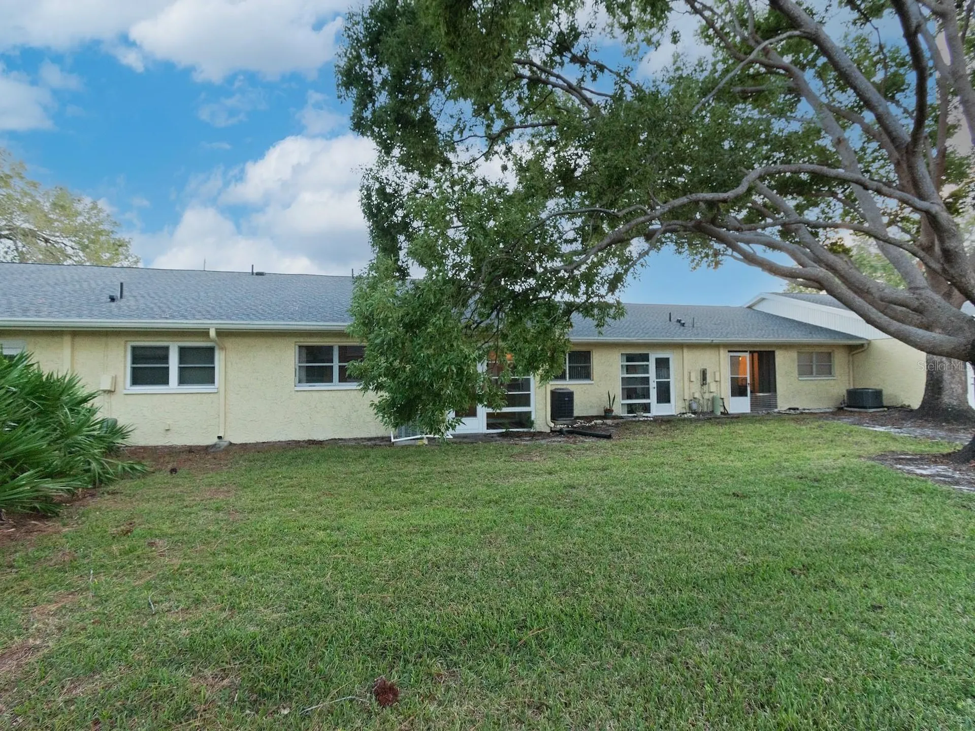 2465 Northside Drive Clearwater FL 33761
