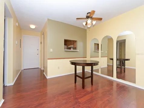 2465 Northside Drive Clearwater FL 33761
