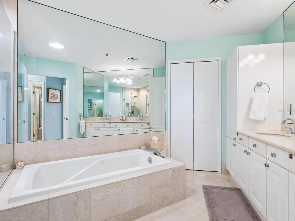 3070 Grand Bay Boulevard Longboat Key FL 34228