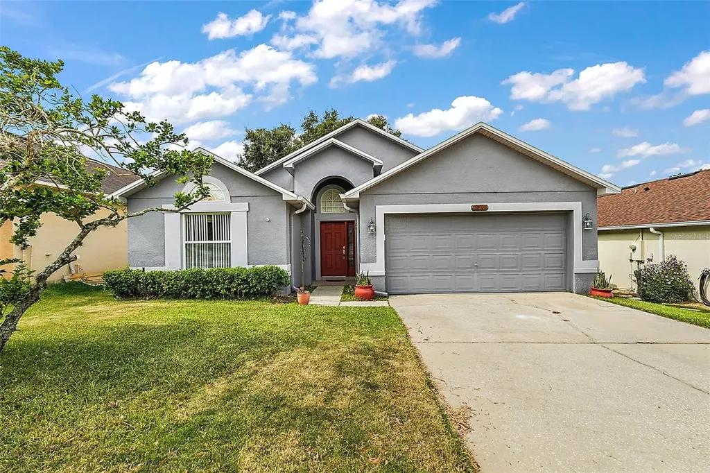 1220 Greenley Avenue Groveland FL 34736
