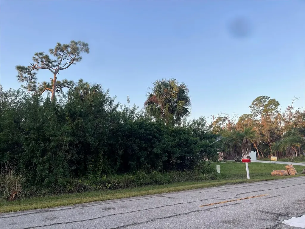 18253 Ackerman Avenue Port Charlotte FL 33948
