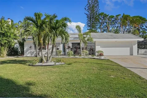 2504 Madrid Way S St Petersburg FL 33712