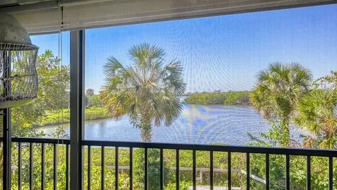 1617 Bayhouse Court Sarasota FL 34231