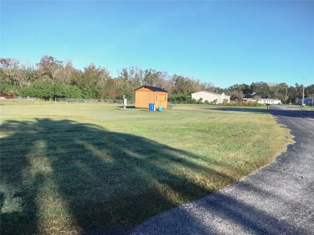 9138 Wood Terrace Drive Tampa FL 33637
