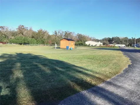 9138 Wood Terrace Drive Tampa FL 33637
