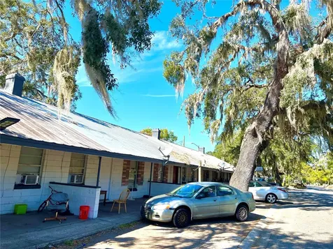 301 S East Street Leesburg FL 34748