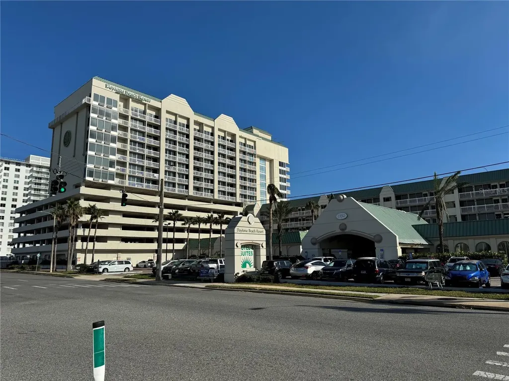 2700 N Atlantic Avenue Daytona Beach FL 32118