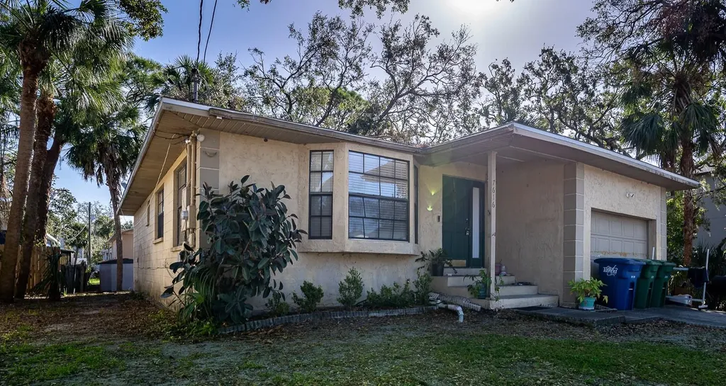 7616 S Swoope Street Tampa FL 33616