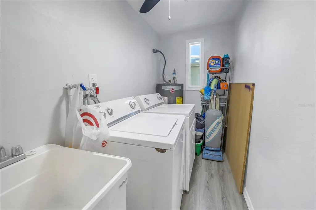1905 Minnesota Avenue Bradenton FL 34207