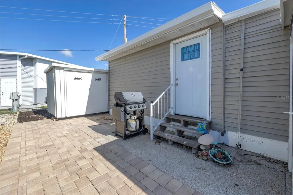 1905 Minnesota Avenue Bradenton FL 34207