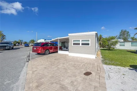 1905 Minnesota Avenue Bradenton FL 34207