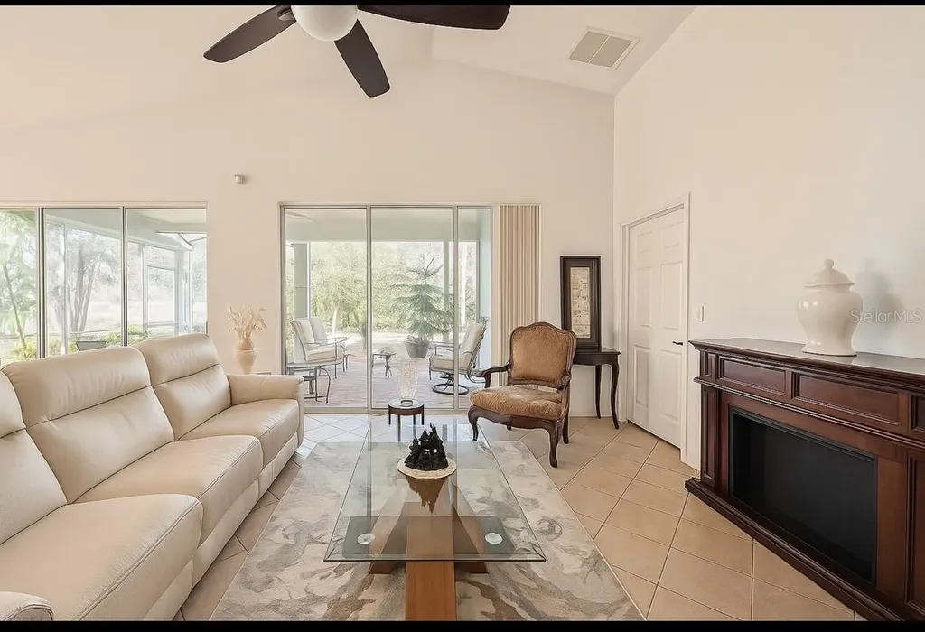 119 Crescent Moon Drive Groveland FL 34736