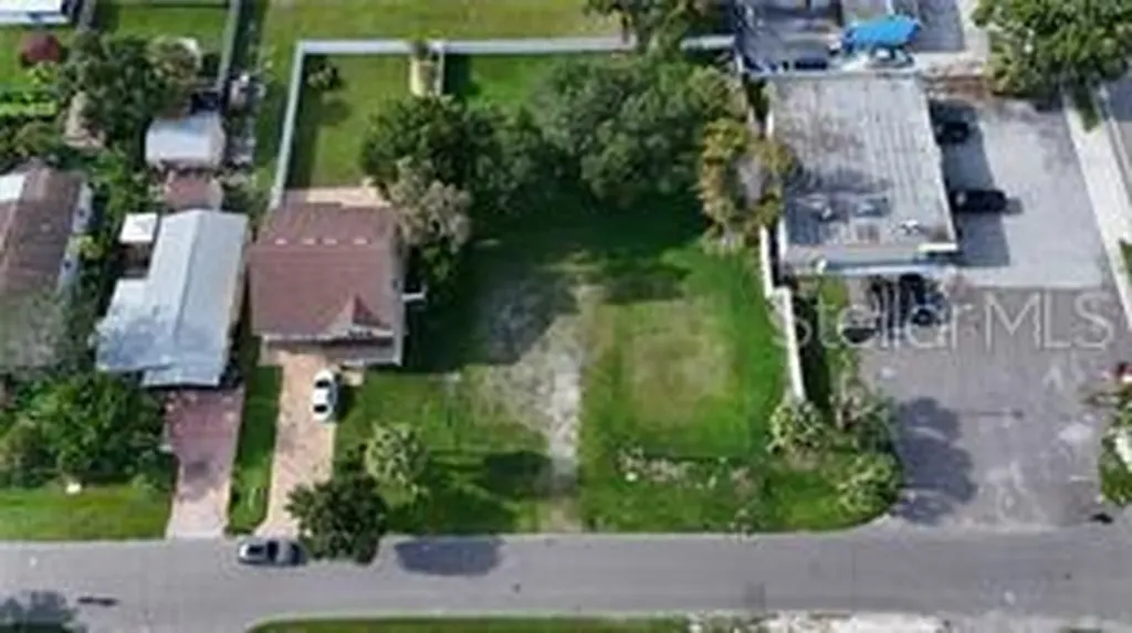 3809 W Bay Avenue Tampa FL 33616