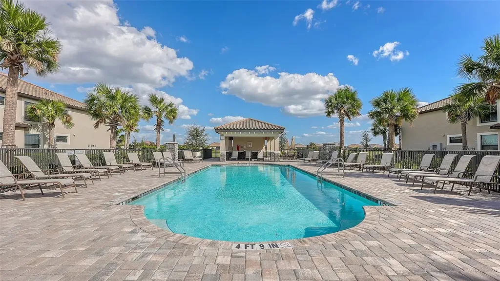 5710 Palmer Circle Bradenton FL 34211