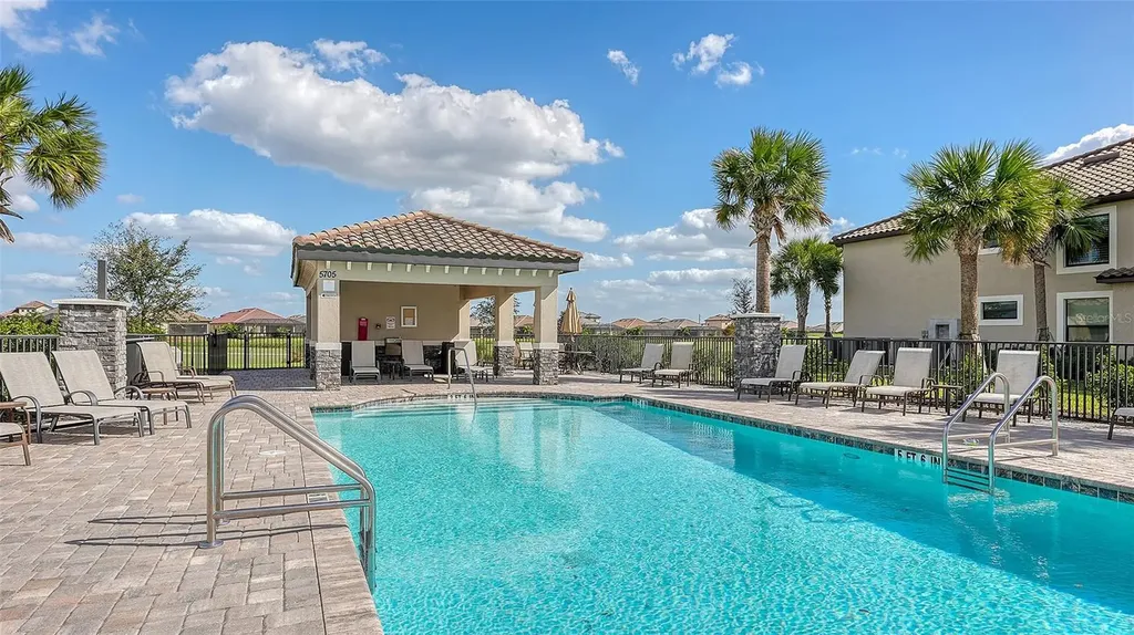 5710 Palmer Circle Bradenton FL 34211