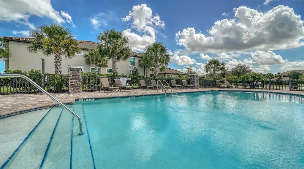 5710 Palmer Circle Bradenton FL 34211