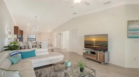 5710 Palmer Circle Bradenton FL 34211