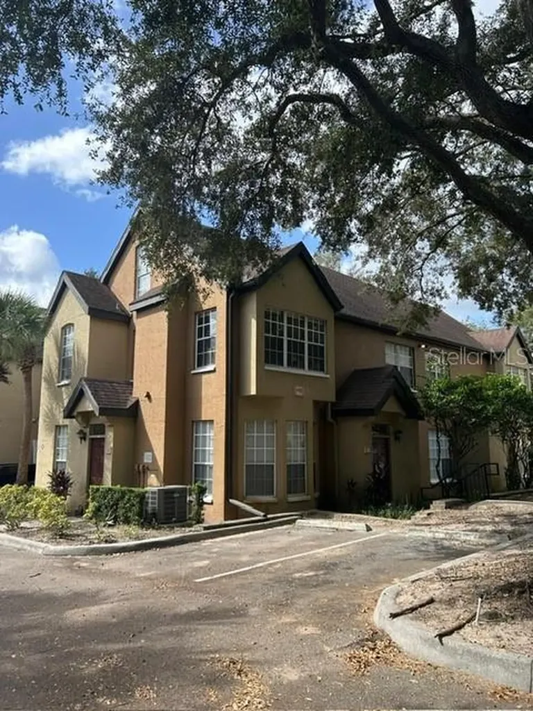 6408 Raleigh Street Orlando FL 32835