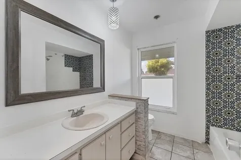 2420 Sunnyside Street Sarasota FL 34239