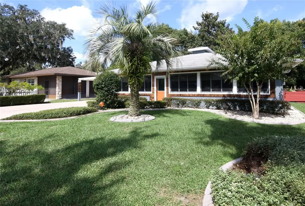 20875 River Drive Dunnellon FL 34431