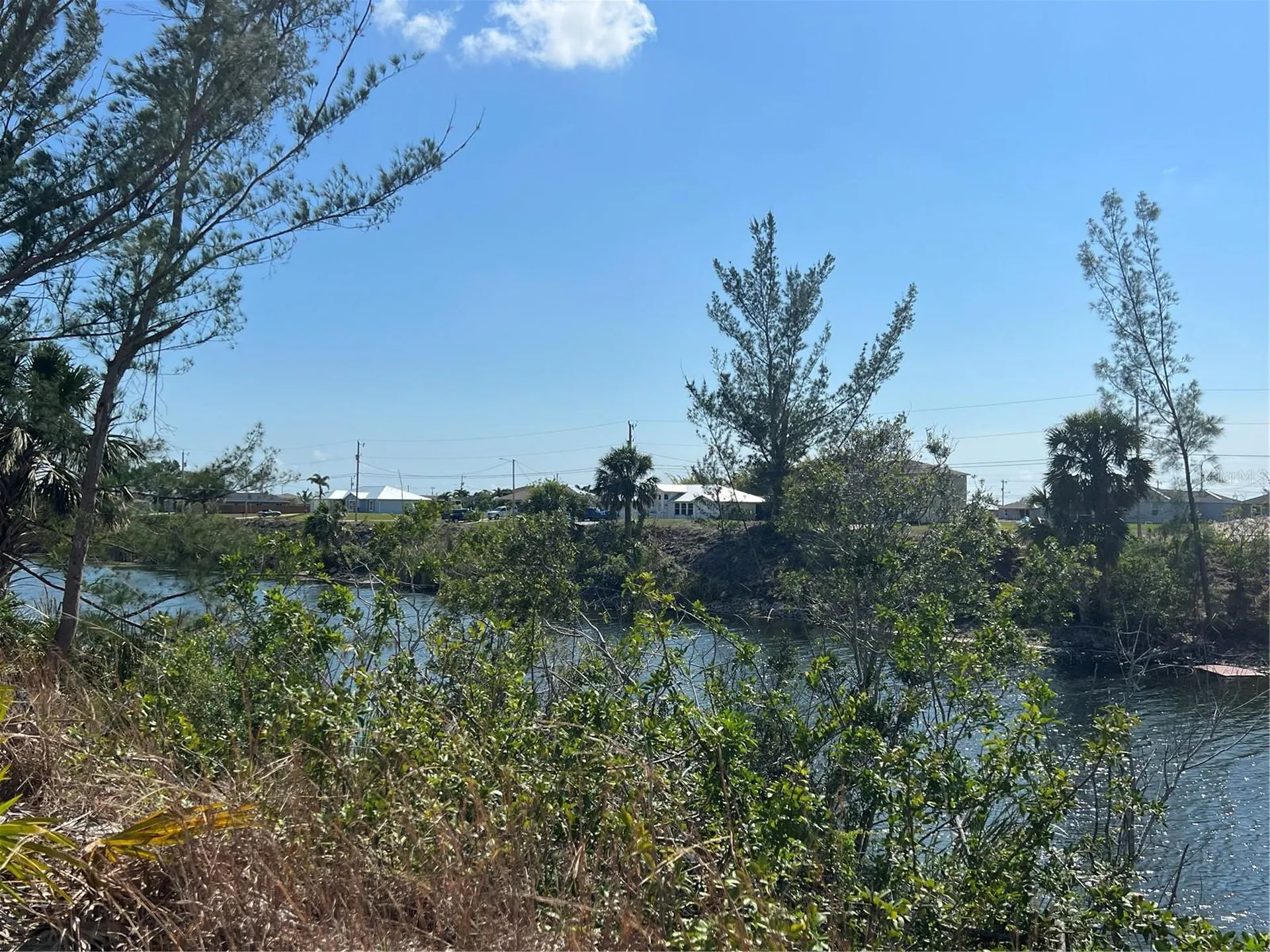 2204 NW 6th Place Cape Coral FL 33993